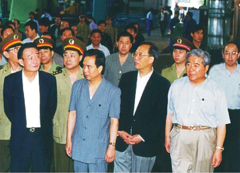 1999年党和国家领导人吴邦国、曾培炎、陕西省领导李建国、程安东来db电竞视察