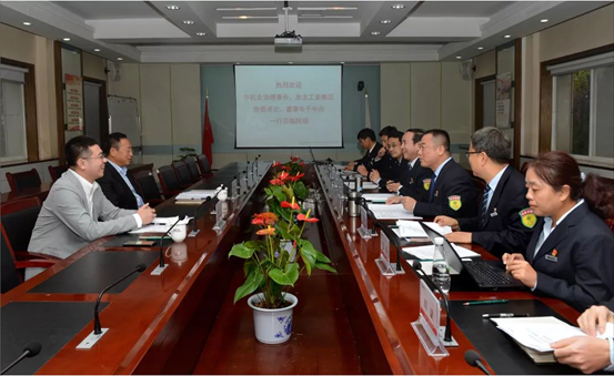 中国机械工业企业管理协会会长、东北工业集团党委书记、董事长于中赤来db电竞调研交流